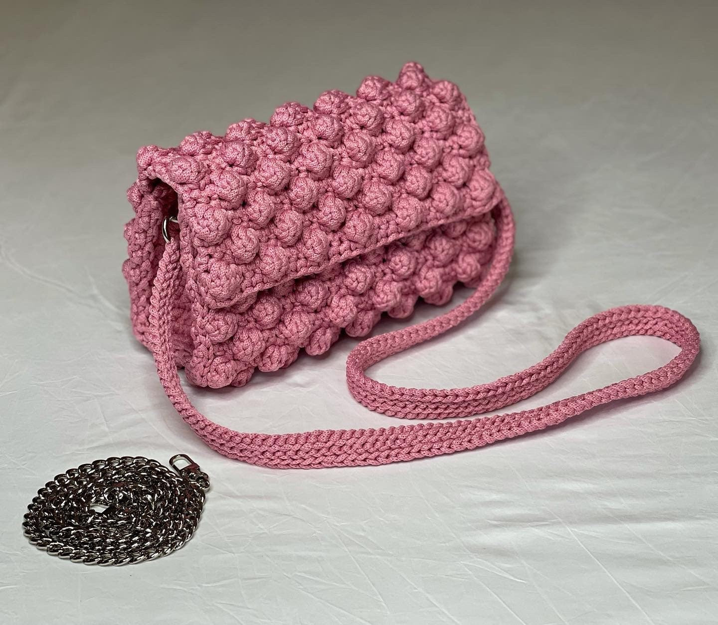 Amazing handmade crossbody bag, handbags, perfect gift for women’s. Cotton 100%. Crocheted bag.