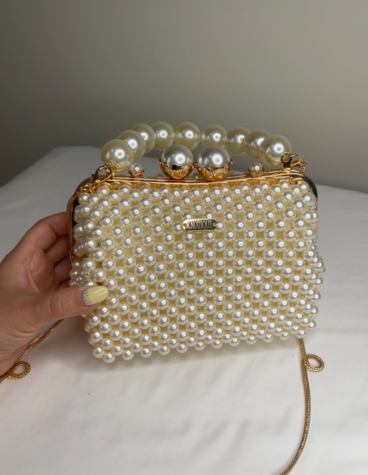 Model “Mia” Beaded Handbag