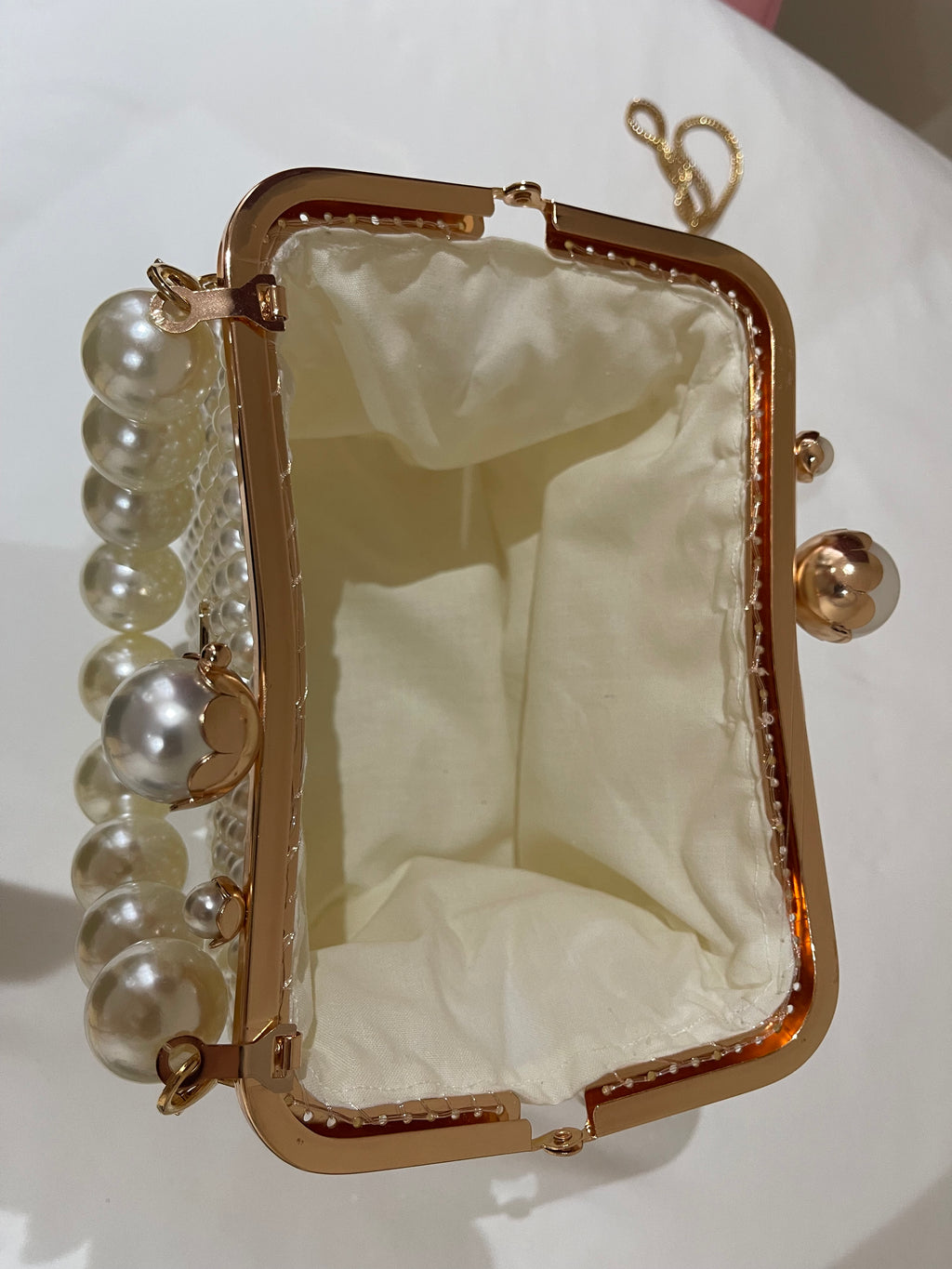 Model “Mia” Beaded Handbag