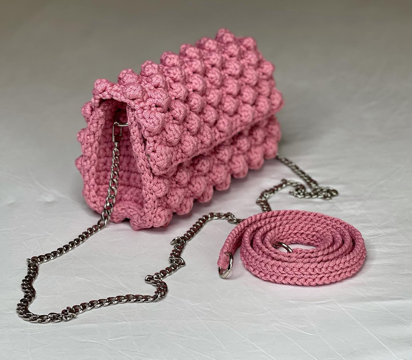 Handmade Crocheted Cotton Crossbody Bag: Elegant Shoulder Bag