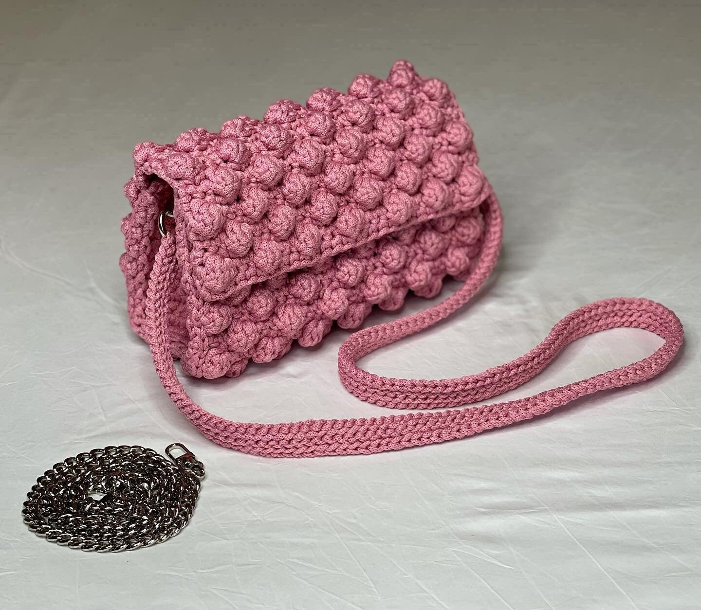 Handmade Crocheted Cotton Crossbody Bag: Elegant Shoulder Bag