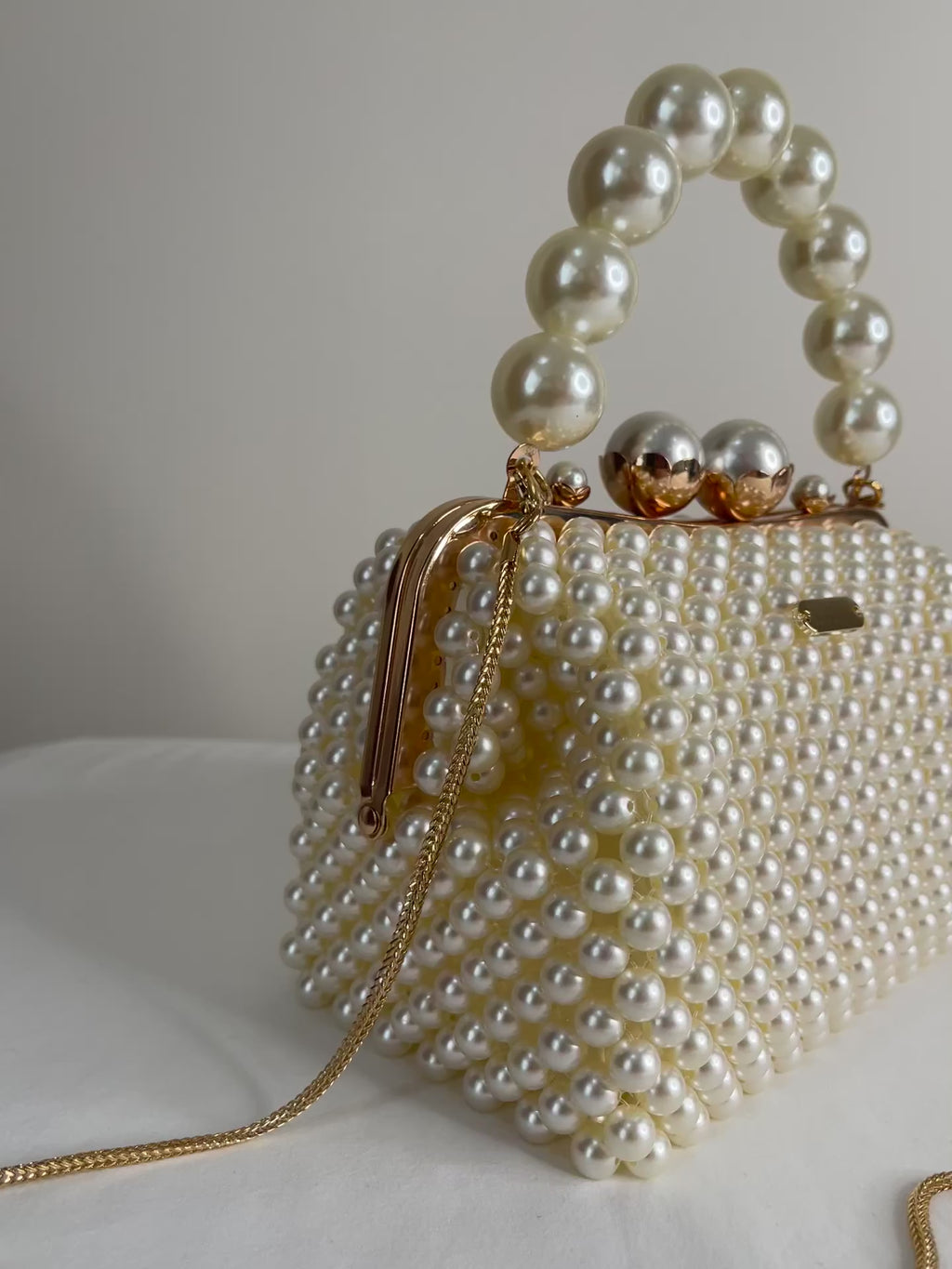 Model “Mia” Beaded Handbag